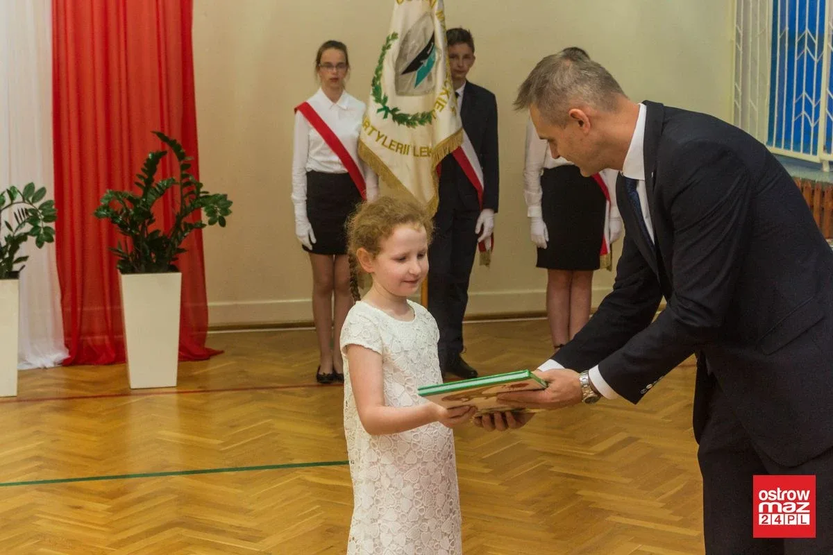 Już wakacje! Zakończenie roku szkolnego w "czwórce" (zdjęcia)