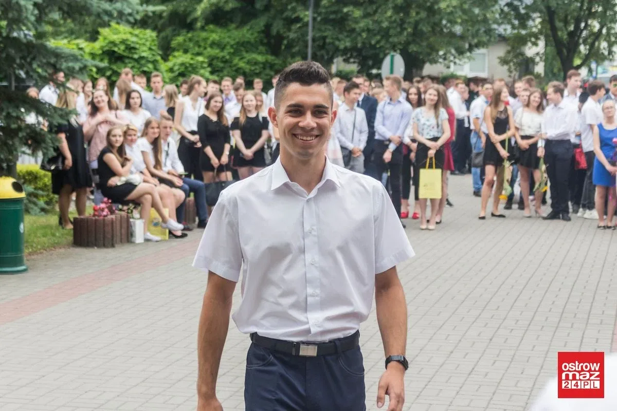 Uczniowie "Rubinka" rozpoczęli wakacje (zdjęcia)