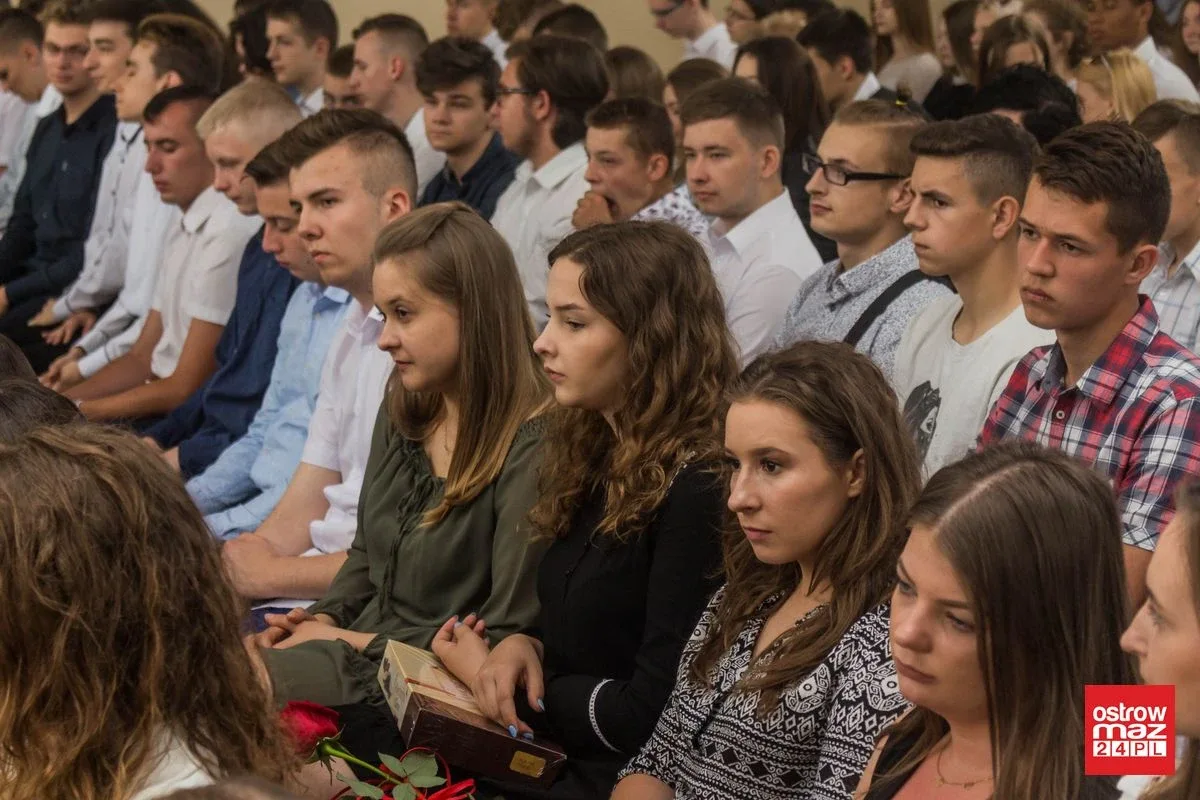 Uczniowie "Ekonomika" zakończyli rok szkolny (zdjęcia)