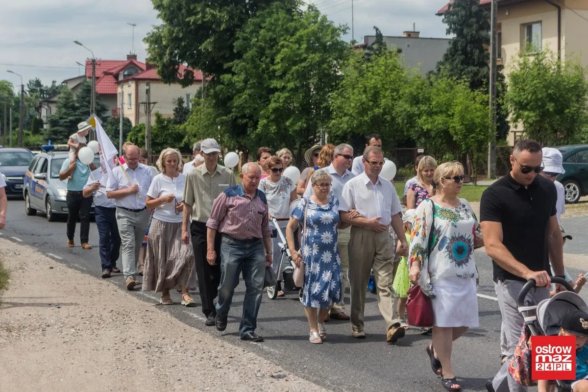 Marsz dla życia i rodziny w Ostrowi Mazowieckiej (zdjęcia, wideo)