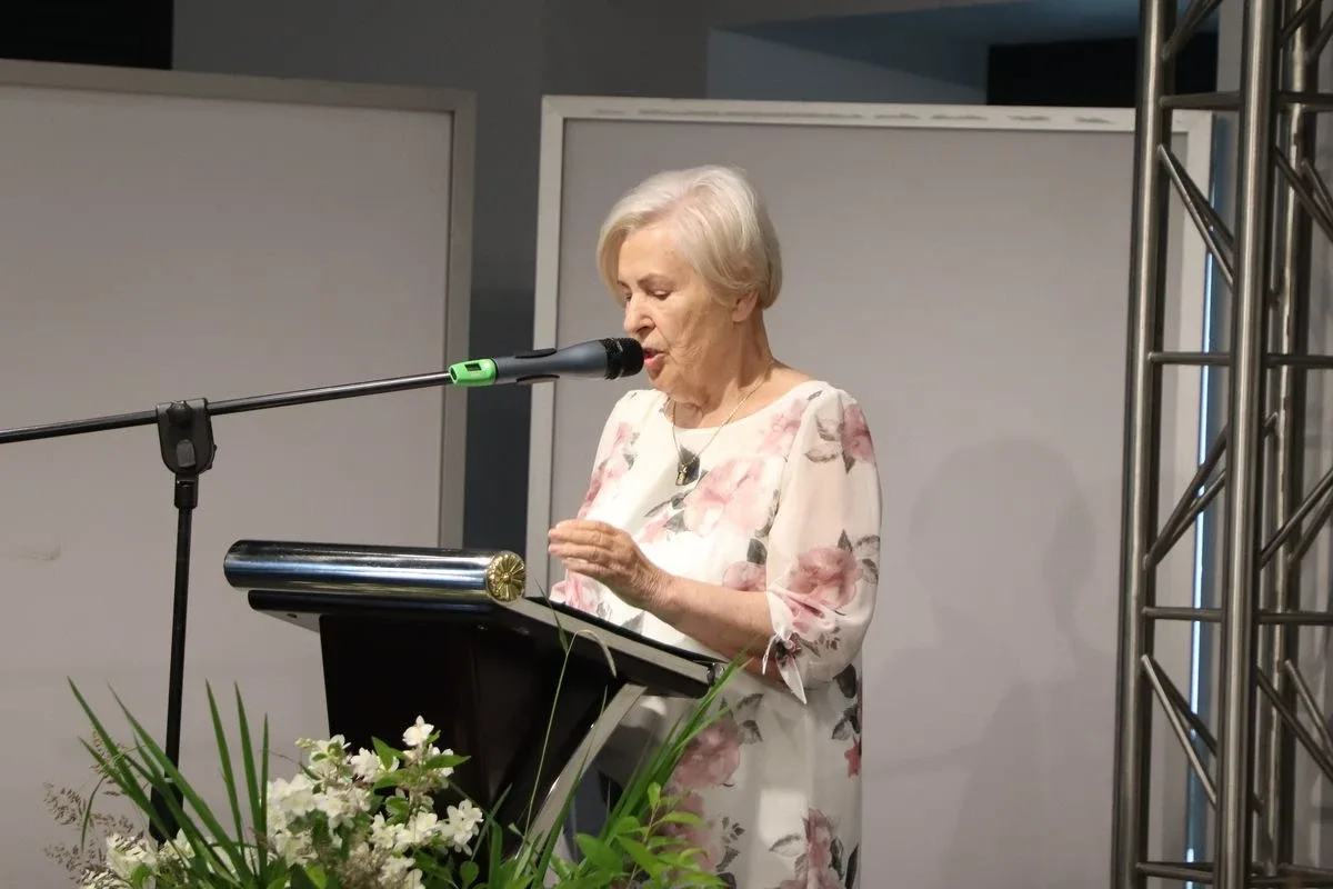 Uroczyste zakończenie roku akademickiego UTW 2025/2026. Był śmiech, podsumowania i podziękowania (zdjęcia, wideo)