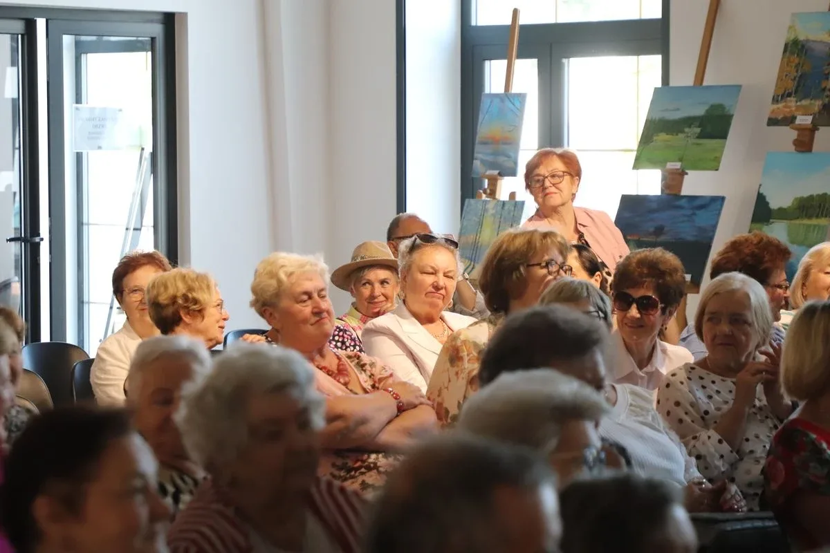 Uroczyste zakończenie roku akademickiego UTW 2025/2026. Był śmiech, podsumowania i podziękowania (zdjęcia, wideo)