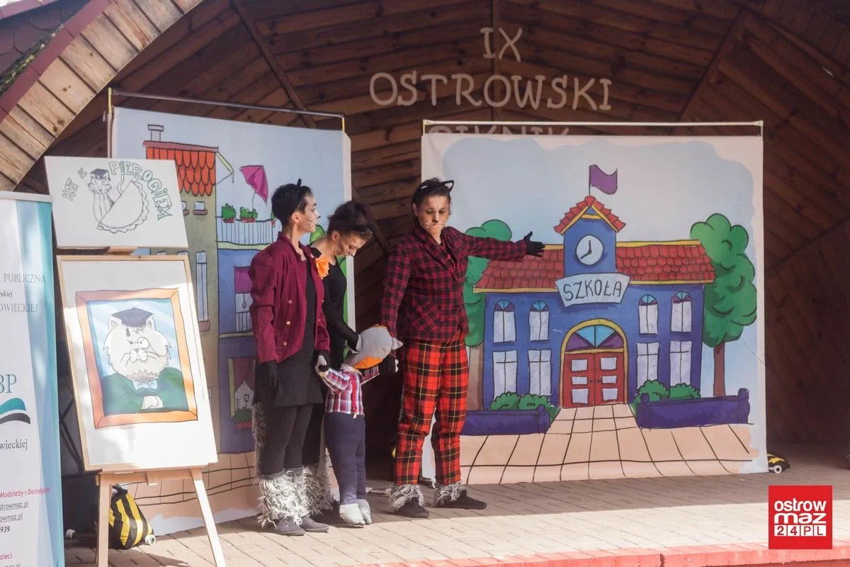 Piknik z książką: letni ogród biblioteki tętnił życiem (zdjęcia, wideo)