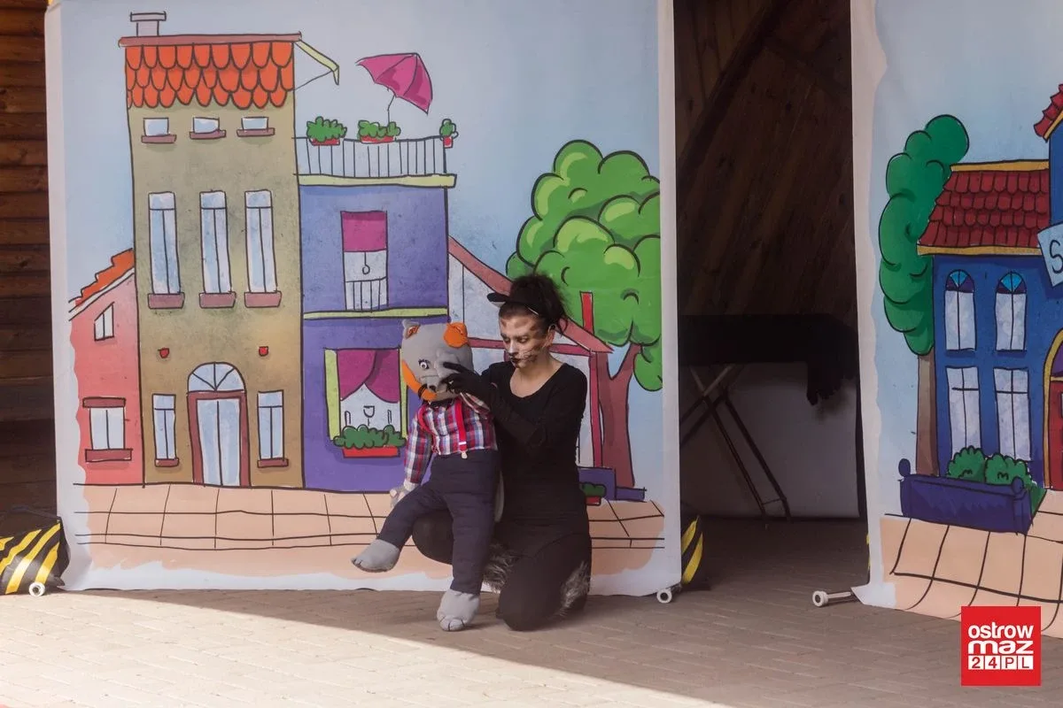 Piknik z książką: letni ogród biblioteki tętnił życiem (zdjęcia, wideo)