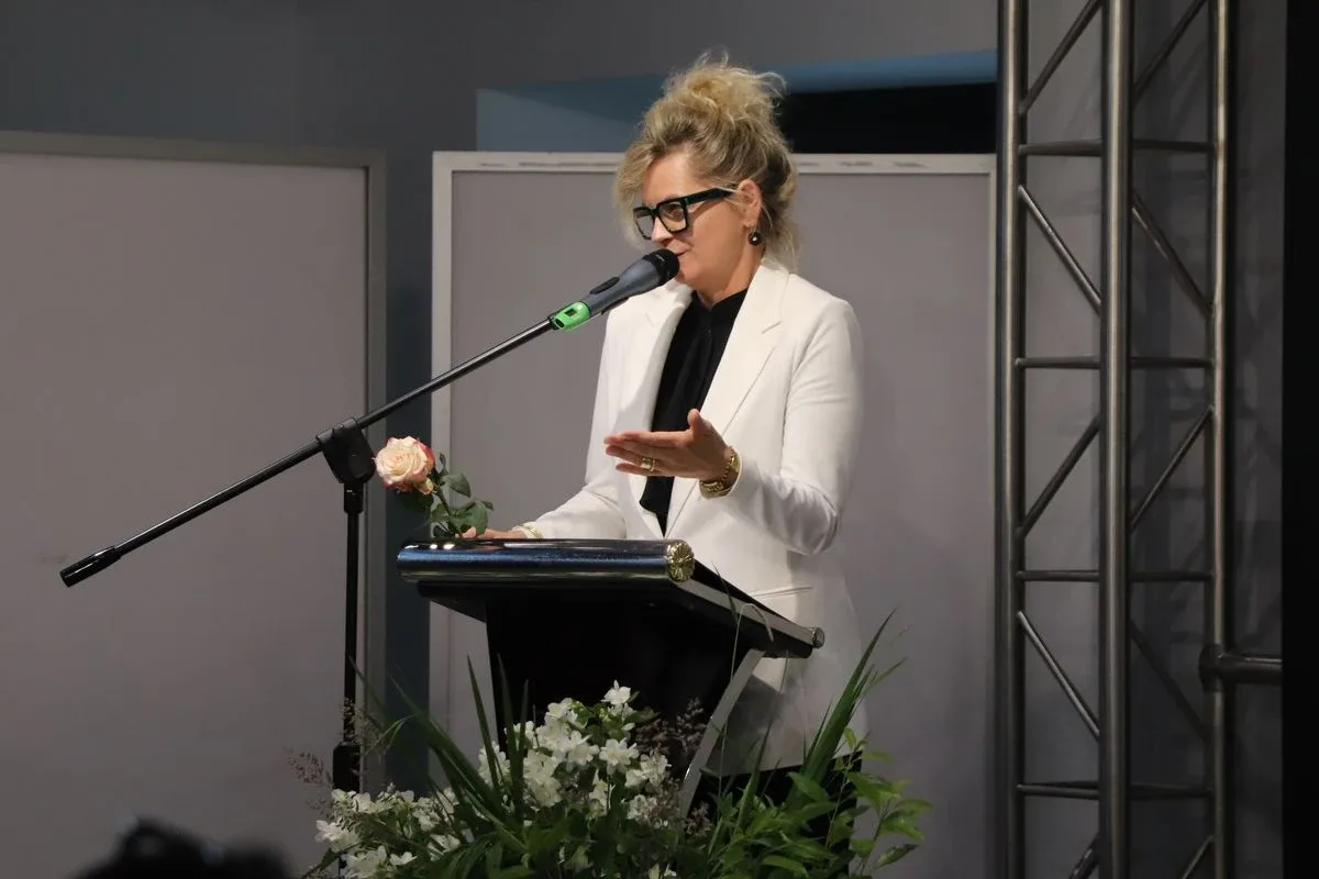 Uroczyste zakończenie roku akademickiego UTW 2025/2026. Był śmiech, podsumowania i podziękowania (zdjęcia, wideo)