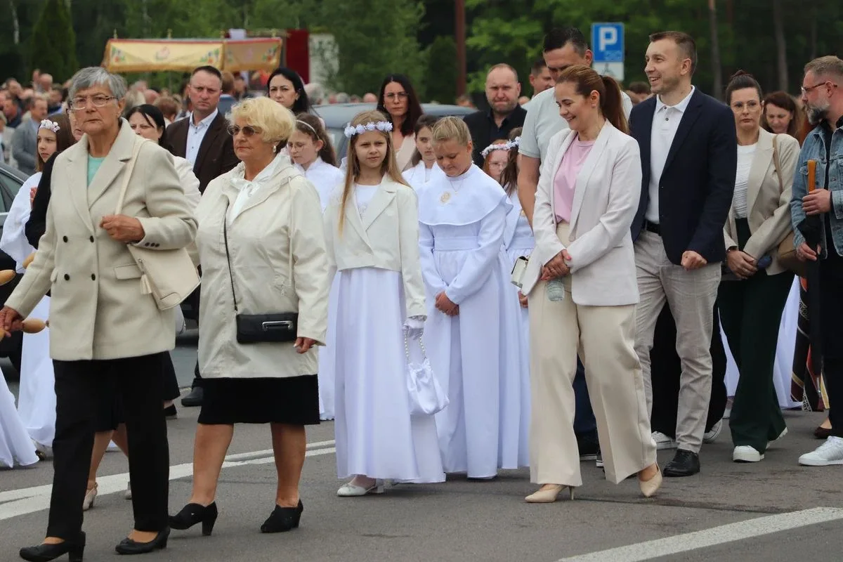 Procesja Bożego Ciała w parafii pw. Opatrzności Bożej (zdjęcia)