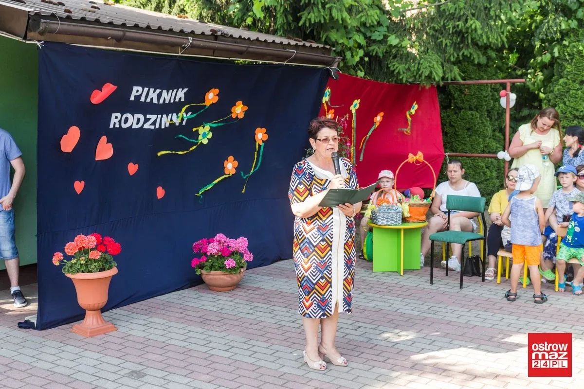 Dziewczynki zatańczyły z tatusiami. Piknik rodzinny w MP nr 1 (zdjęcia, wideo)