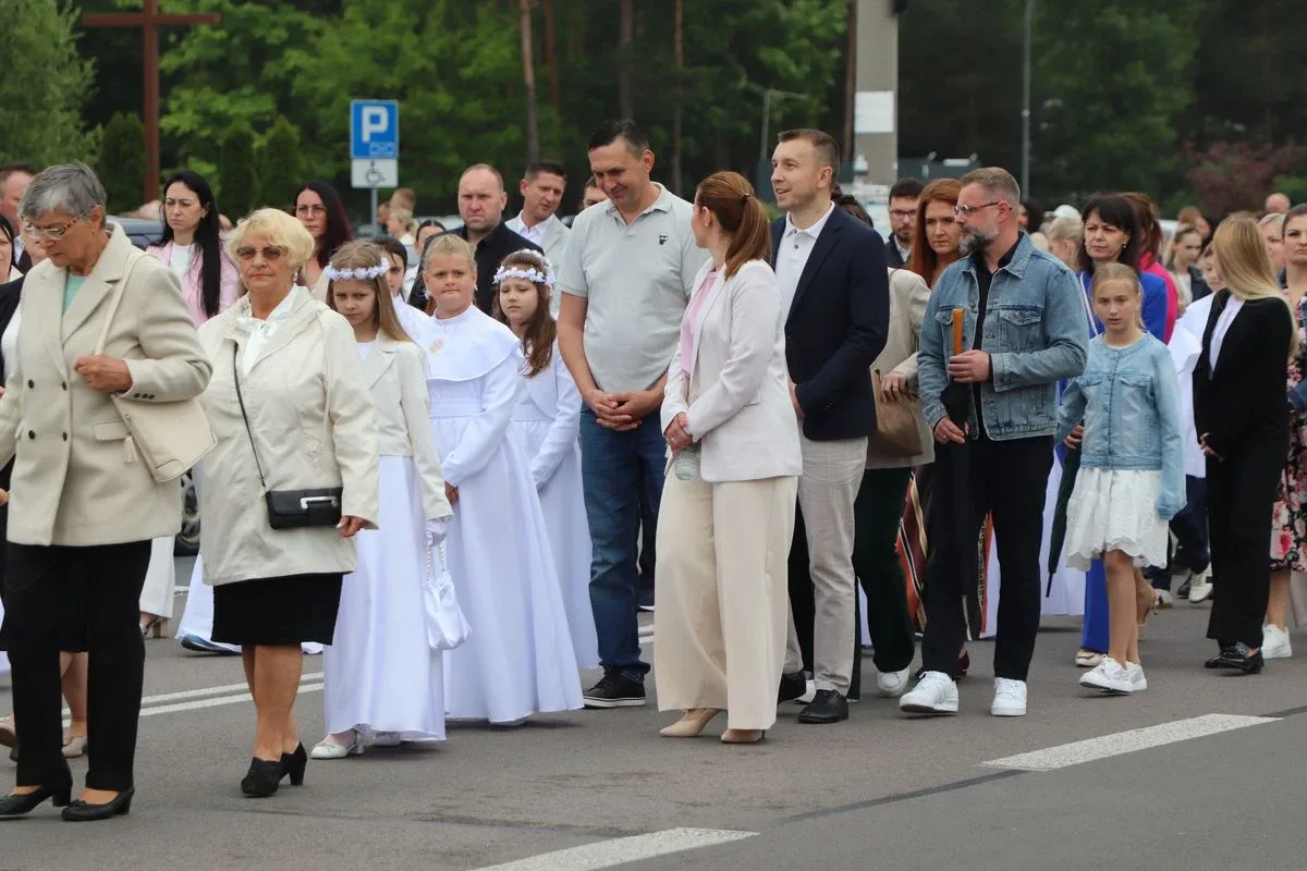 Procesja Bożego Ciała w parafii pw. Opatrzności Bożej (zdjęcia)