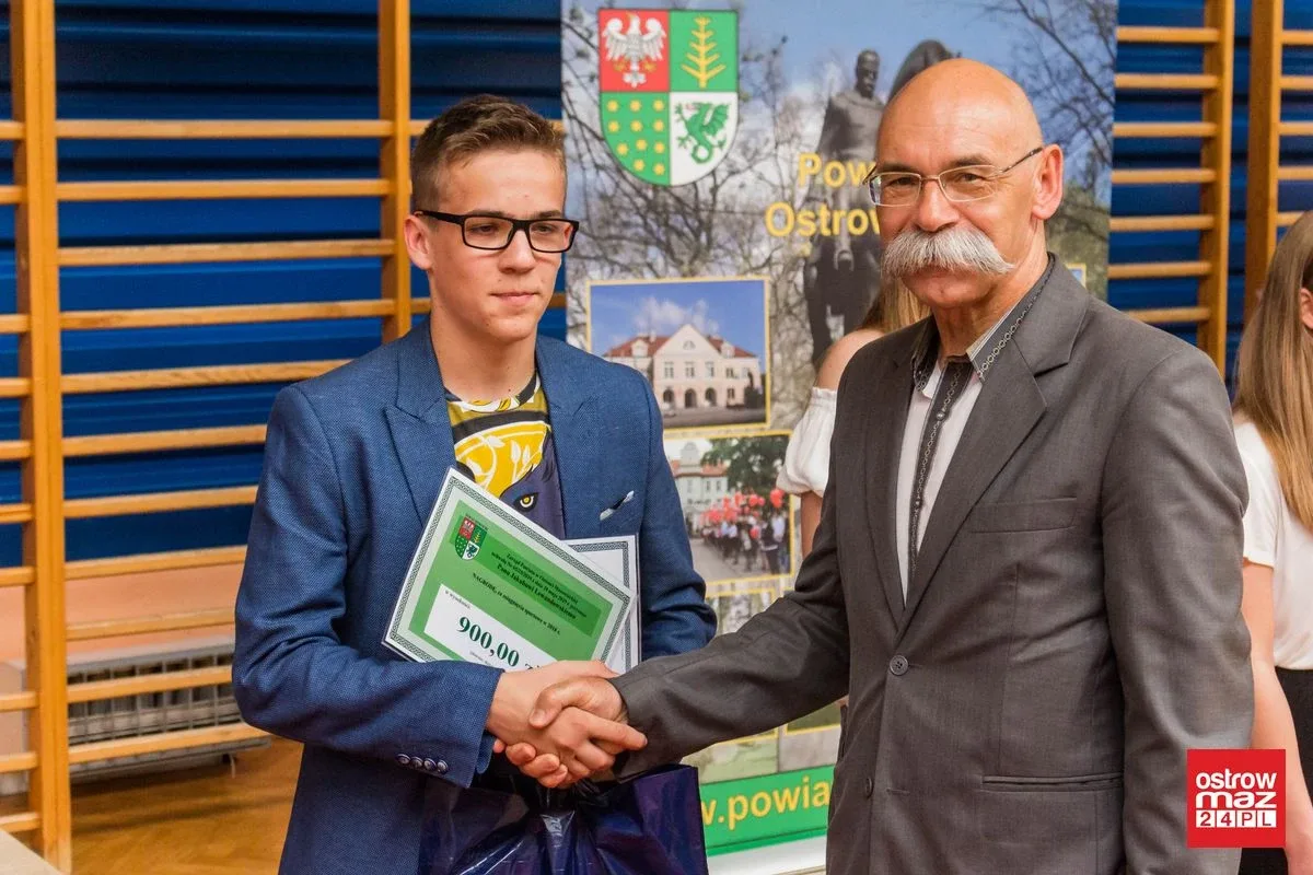 Powiatowe podsumowanie sportowego roku szkolnego (zdjęcia, wideo)