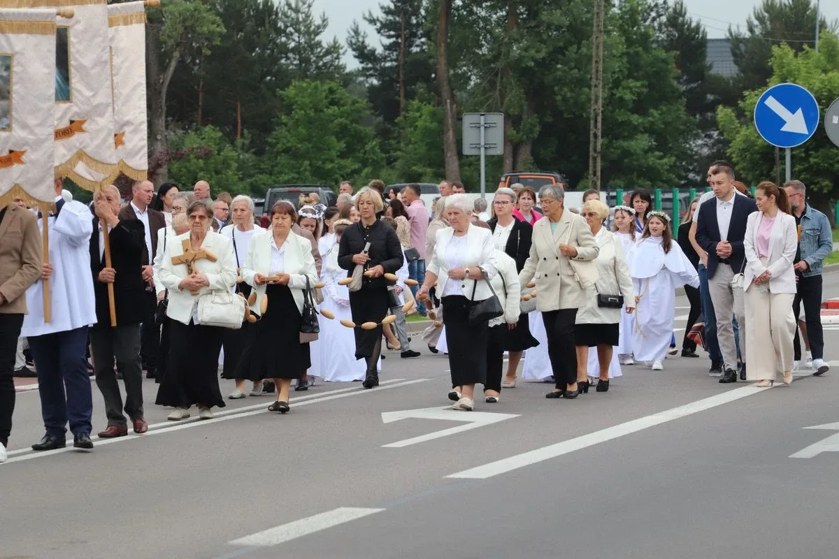 Procesja Bożego Ciała w parafii pw. Opatrzności Bożej (zdjęcia)