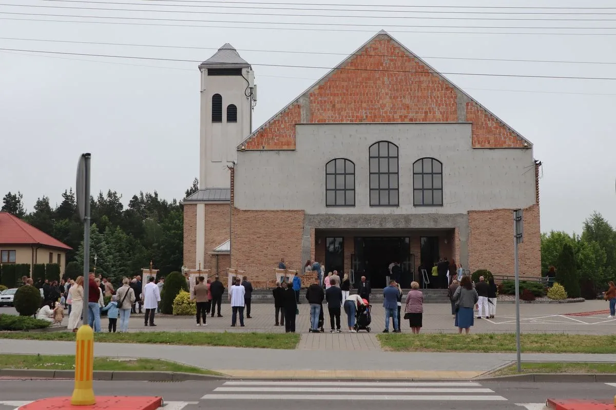 Procesja Bożego Ciała w parafii pw. Opatrzności Bożej (zdjęcia)