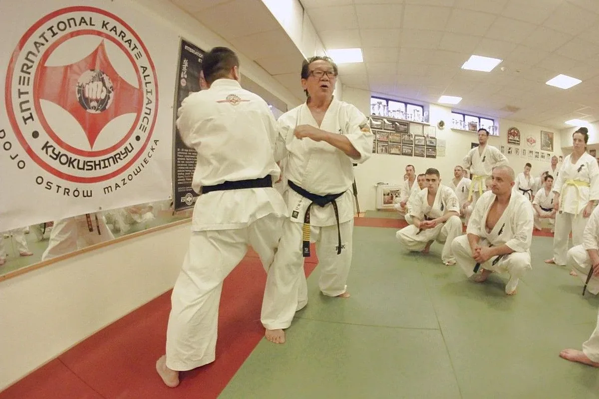 Legendarny shihan trenował ostrowskich karateków (zdjęcia)