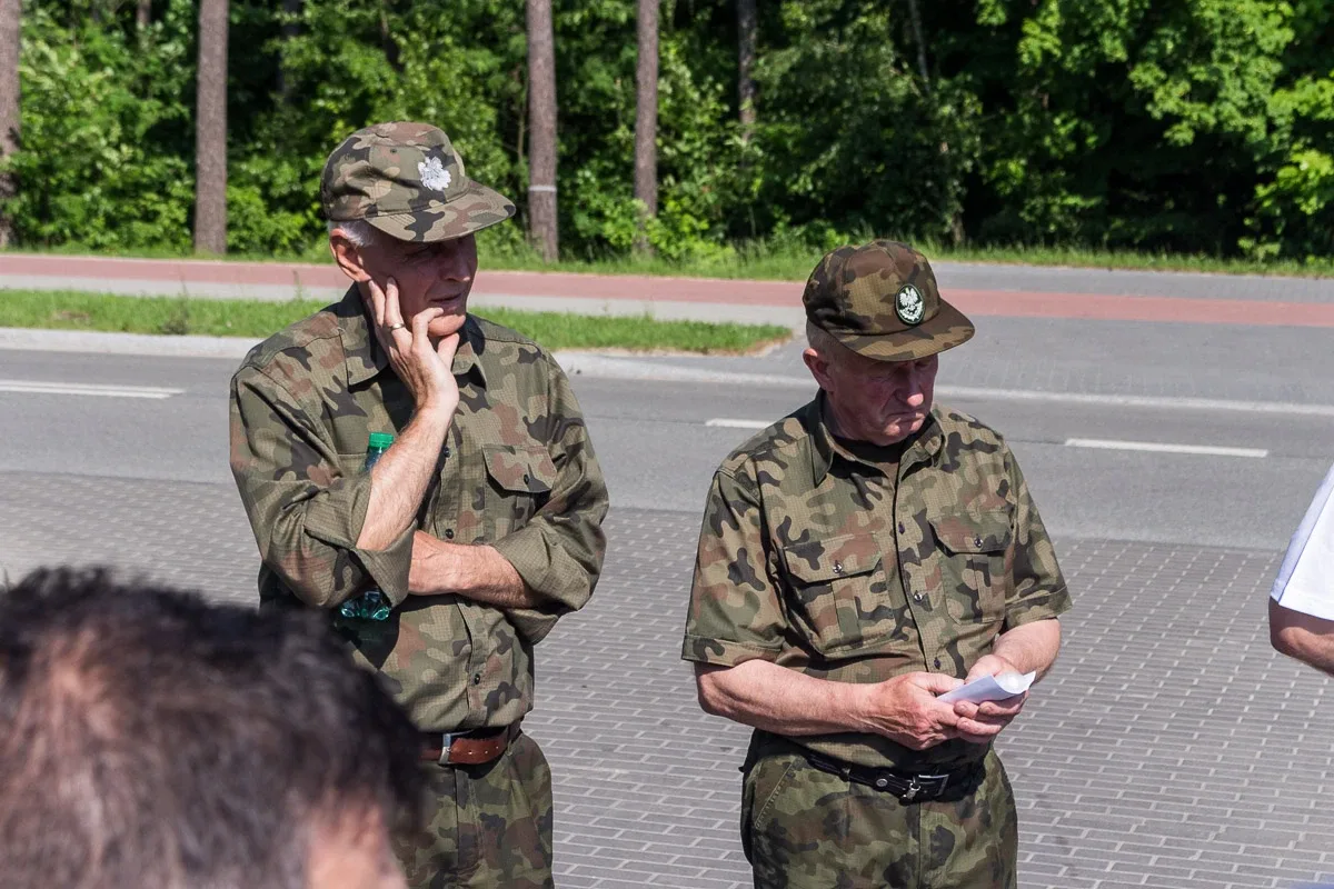 Sprzątanie w Światowym Dniu Ochrony Środowiska (zdjęcia, wideo)
