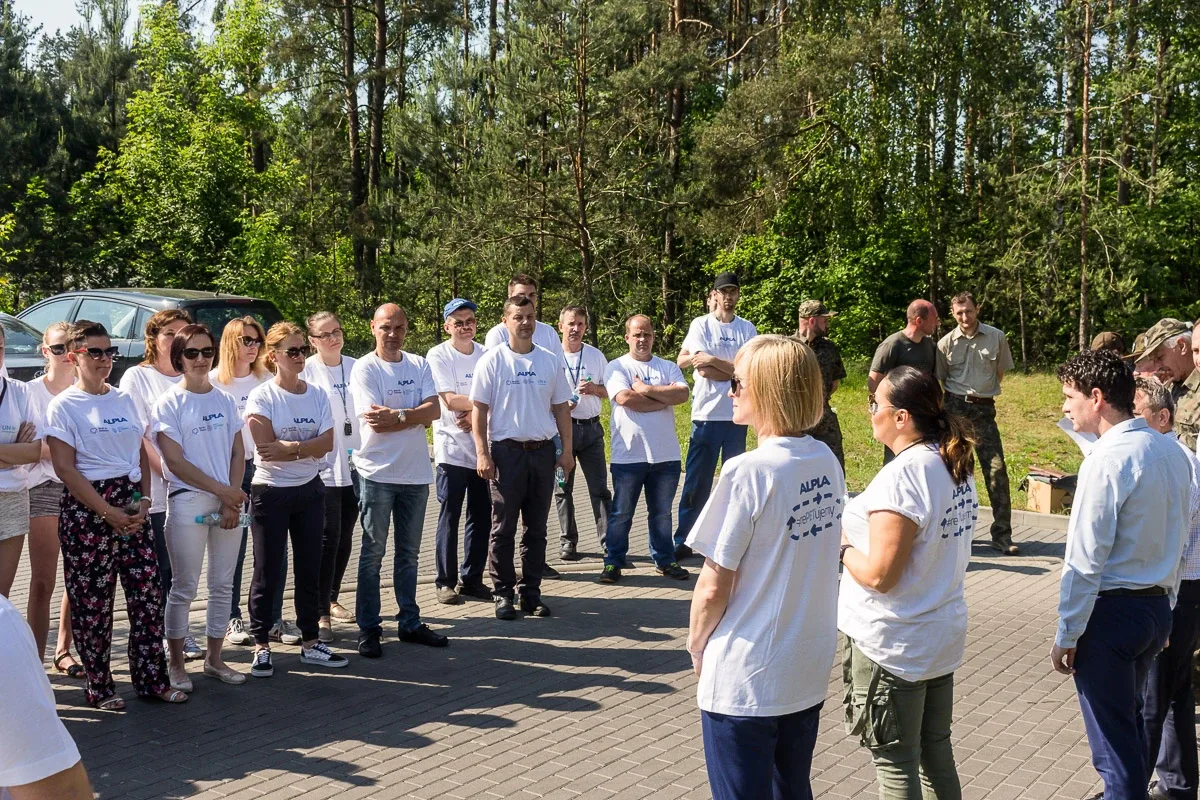 Sprzątanie w Światowym Dniu Ochrony Środowiska (zdjęcia, wideo)