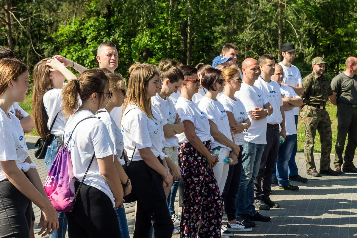 Sprzątanie w Światowym Dniu Ochrony Środowiska (zdjęcia, wideo)