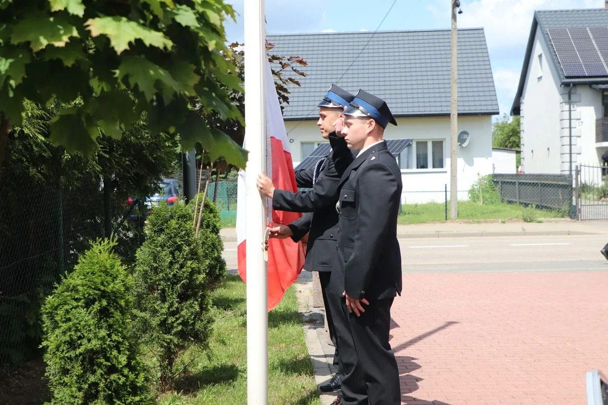 Wielkie święto druhów. Sto lat służby i nowy sztandar dla OSP Stary Lubotyń (zdjęcia, wideo)