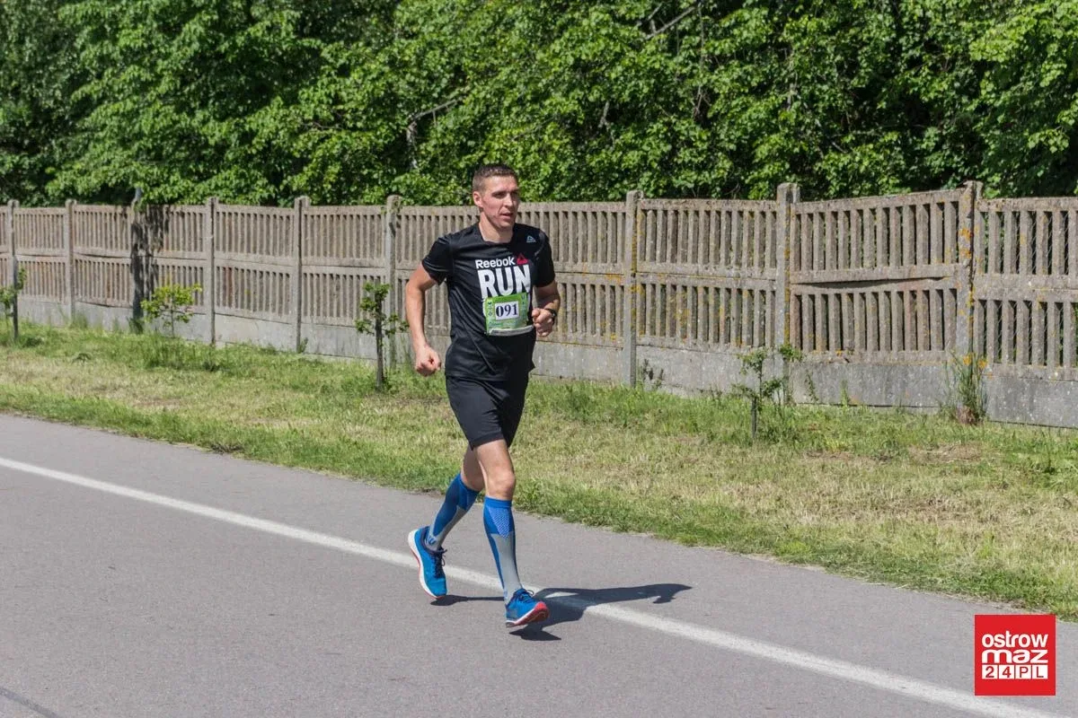 Świerdzewski najszybszy w biegu pamięci absolwentów SPP w Komorowie (zdjęcia, wideo)