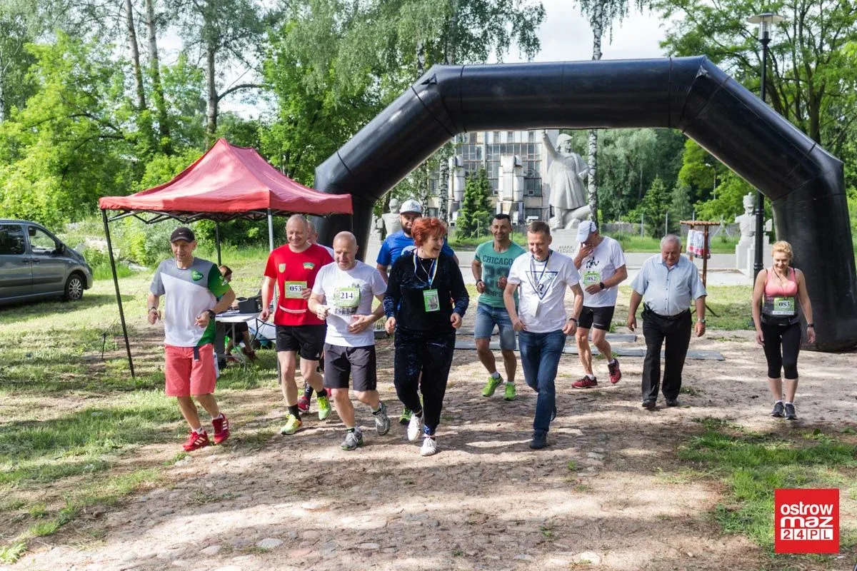 Świerdzewski najszybszy w biegu pamięci absolwentów SPP w Komorowie (zdjęcia, wideo)