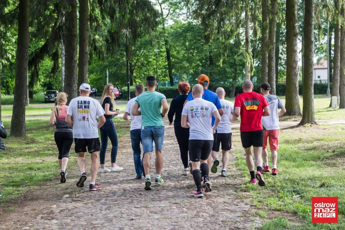 Świerdzewski najszybszy w biegu pamięci absolwentów SPP w Komorowie (zdjęcia, wideo)