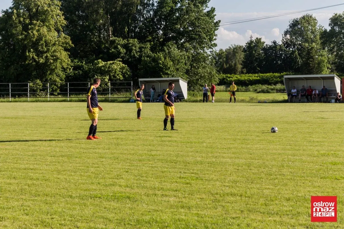 Derby powiatu ostrowskiego dla GKS Andrzejewo (zdjęcia, wideo)
