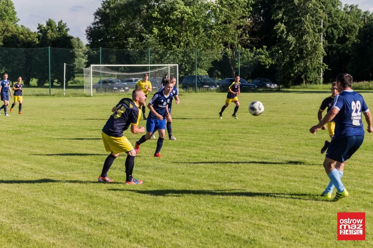 Derby powiatu ostrowskiego dla GKS Andrzejewo (zdjęcia, wideo)