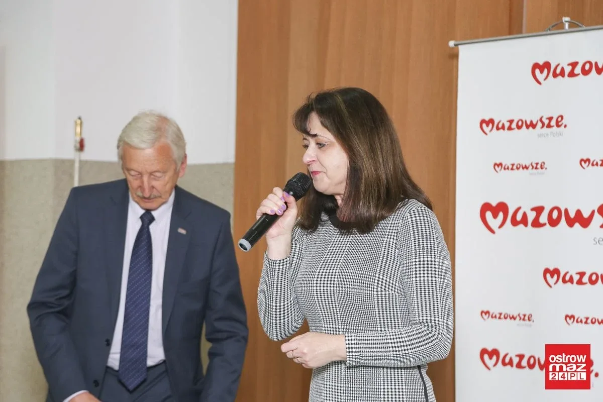 Ponad 4,6 mln zł na drogi dojazdowe do gruntów rolnych (zdjęcia)