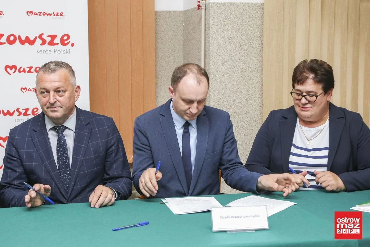 Ponad 4,6 mln zł na drogi dojazdowe do gruntów rolnych (zdjęcia)