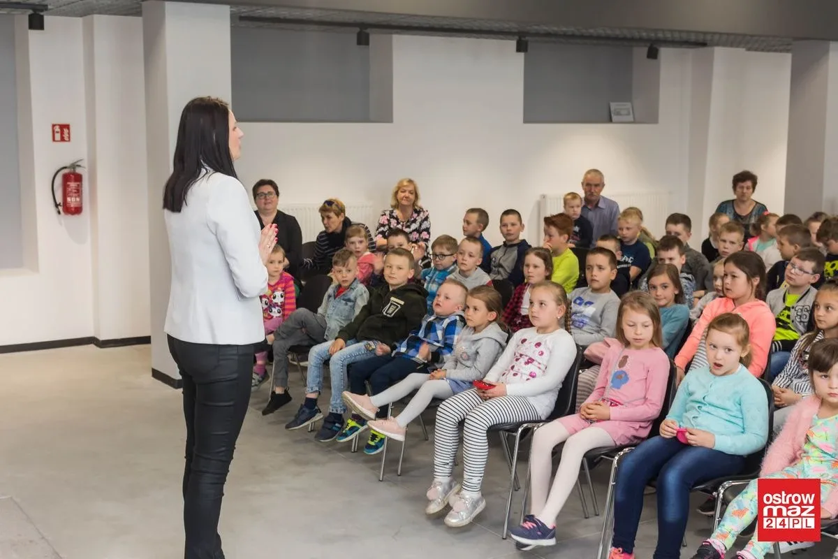 "Nadchodzi Pippi" - spektakl interaktywny dla dzieci (zdjęcia, wideo)