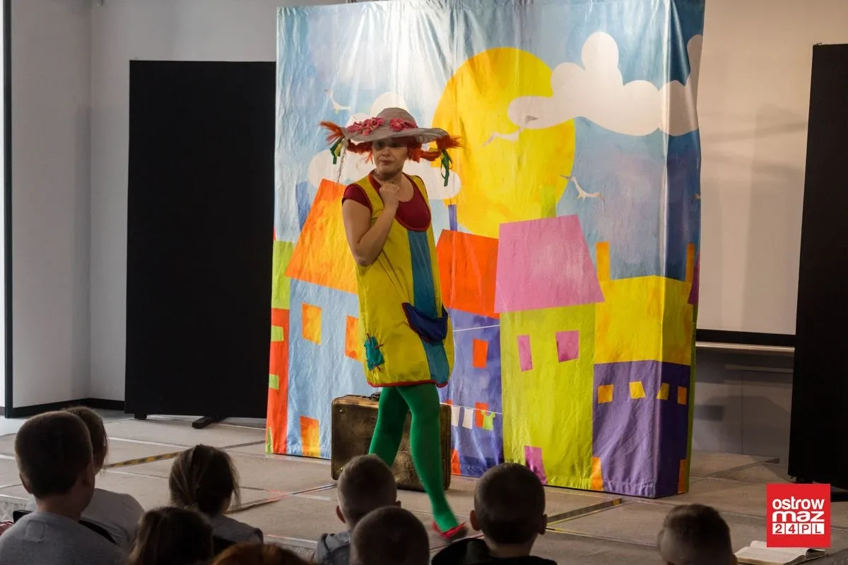 "Nadchodzi Pippi" - spektakl interaktywny dla dzieci (zdjęcia, wideo)