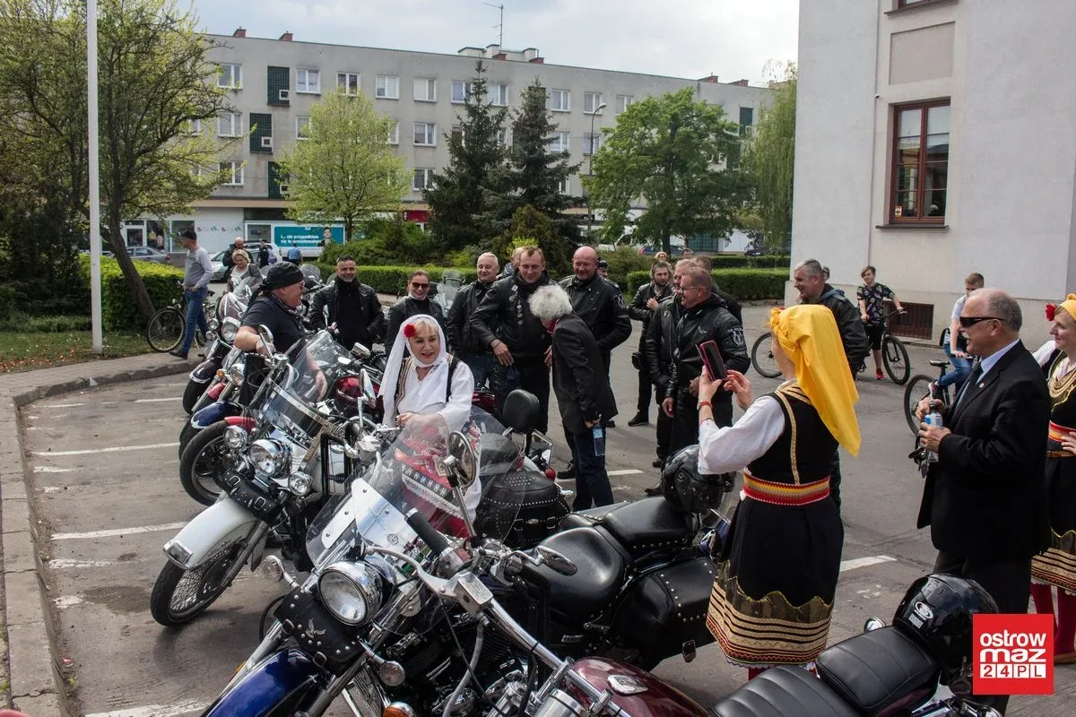 Po raz drugi w historii Ostrów Mazowiecka z modą i folklorem (zdjęcia, wideo)