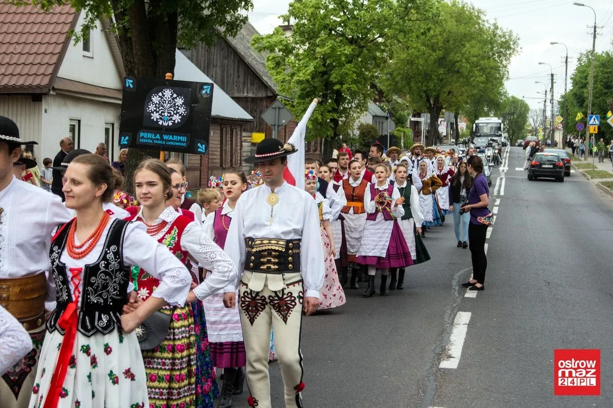 Po raz drugi w historii Ostrów Mazowiecka z modą i folklorem (zdjęcia, wideo)