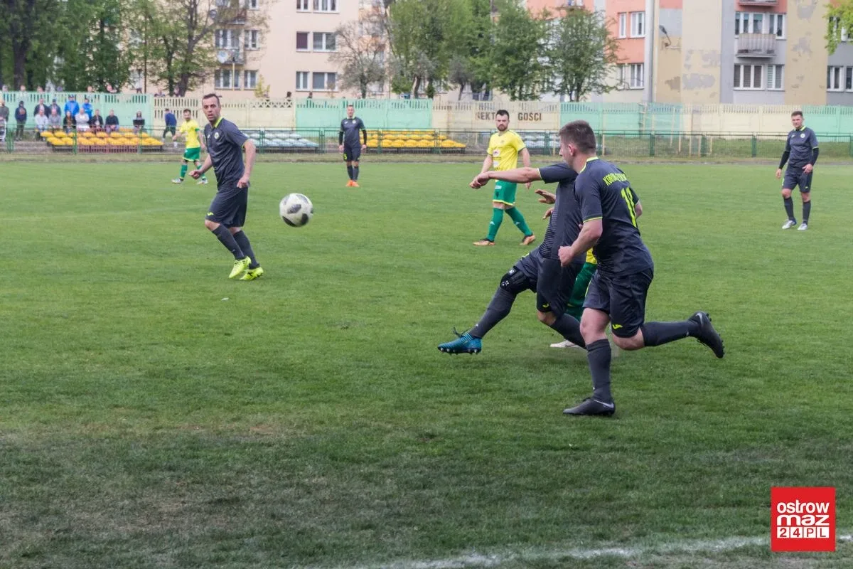 Ostrovia bez punktów przy Warchalskiego (zdjęcia, wideo)