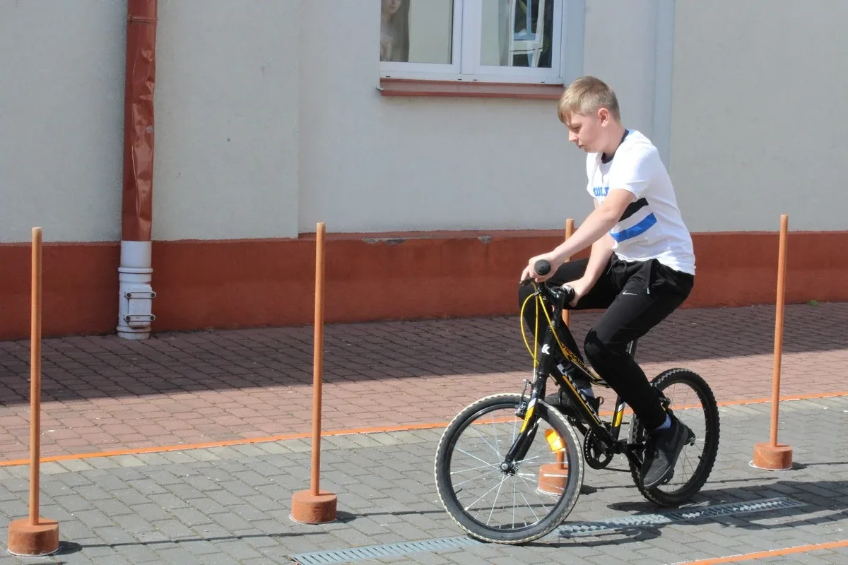 Miejski turniej "Bezpieczeństwo w ruchu drogowym" (zdjęcia)