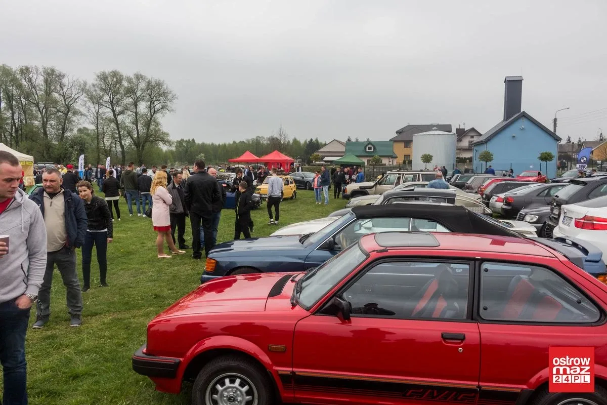 Gratka dla fanów motoryzacji. Piknik z WOR Team (zdjęcia, wideo)