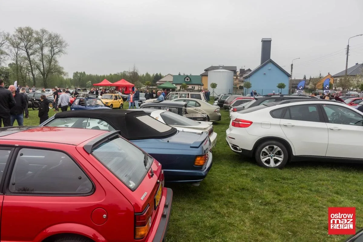 Gratka dla fanów motoryzacji. Piknik z WOR Team (zdjęcia, wideo)