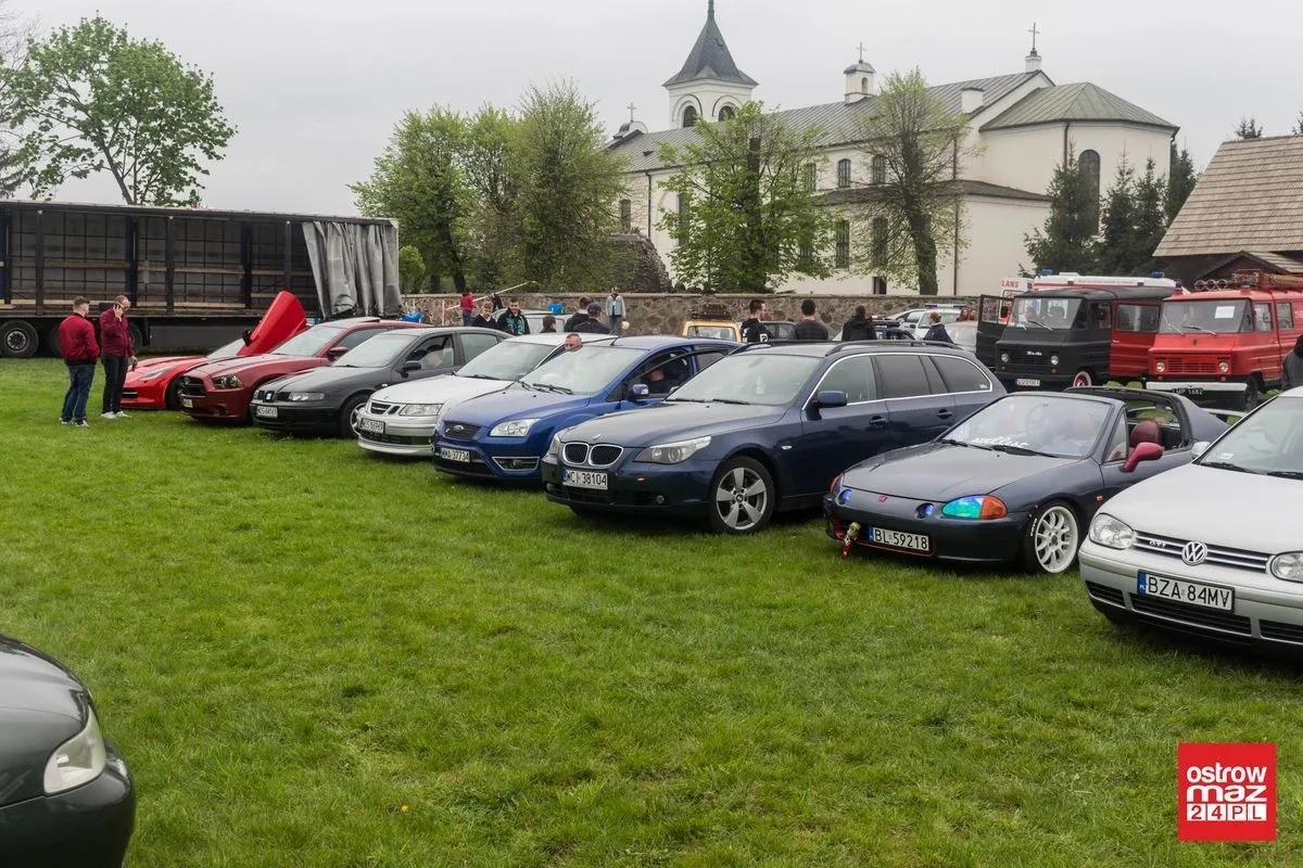 Gratka dla fanów motoryzacji. Piknik z WOR Team (zdjęcia, wideo)