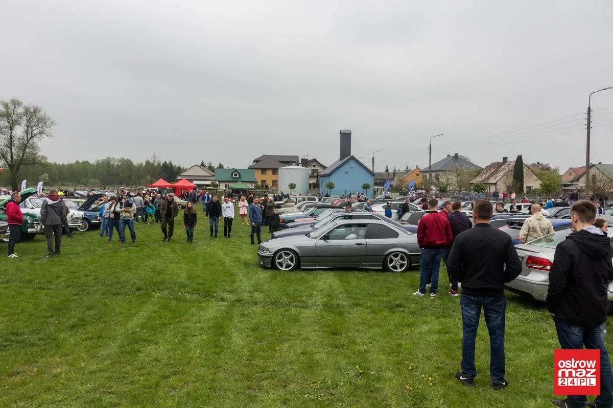 Gratka dla fanów motoryzacji. Piknik z WOR Team (zdjęcia, wideo)