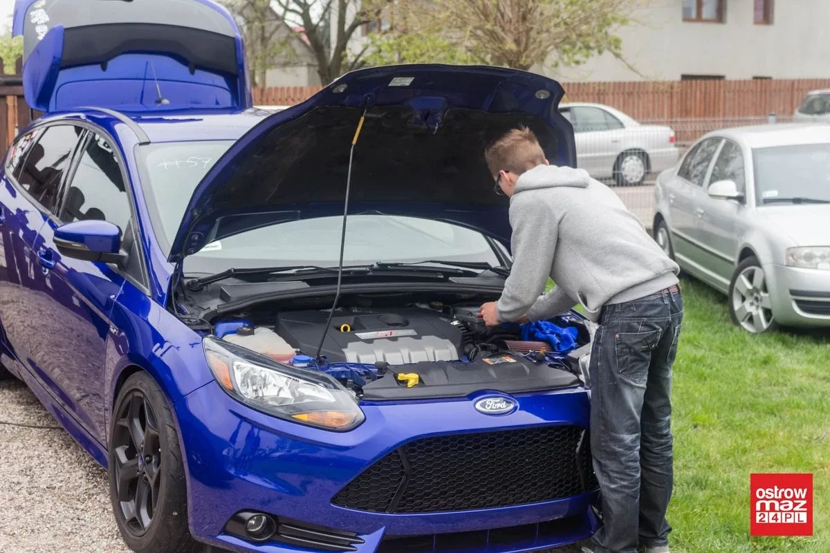 Gratka dla fanów motoryzacji. Piknik z WOR Team (zdjęcia, wideo)