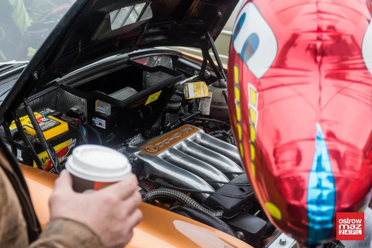 Gratka dla fanów motoryzacji. Piknik z WOR Team (zdjęcia, wideo)