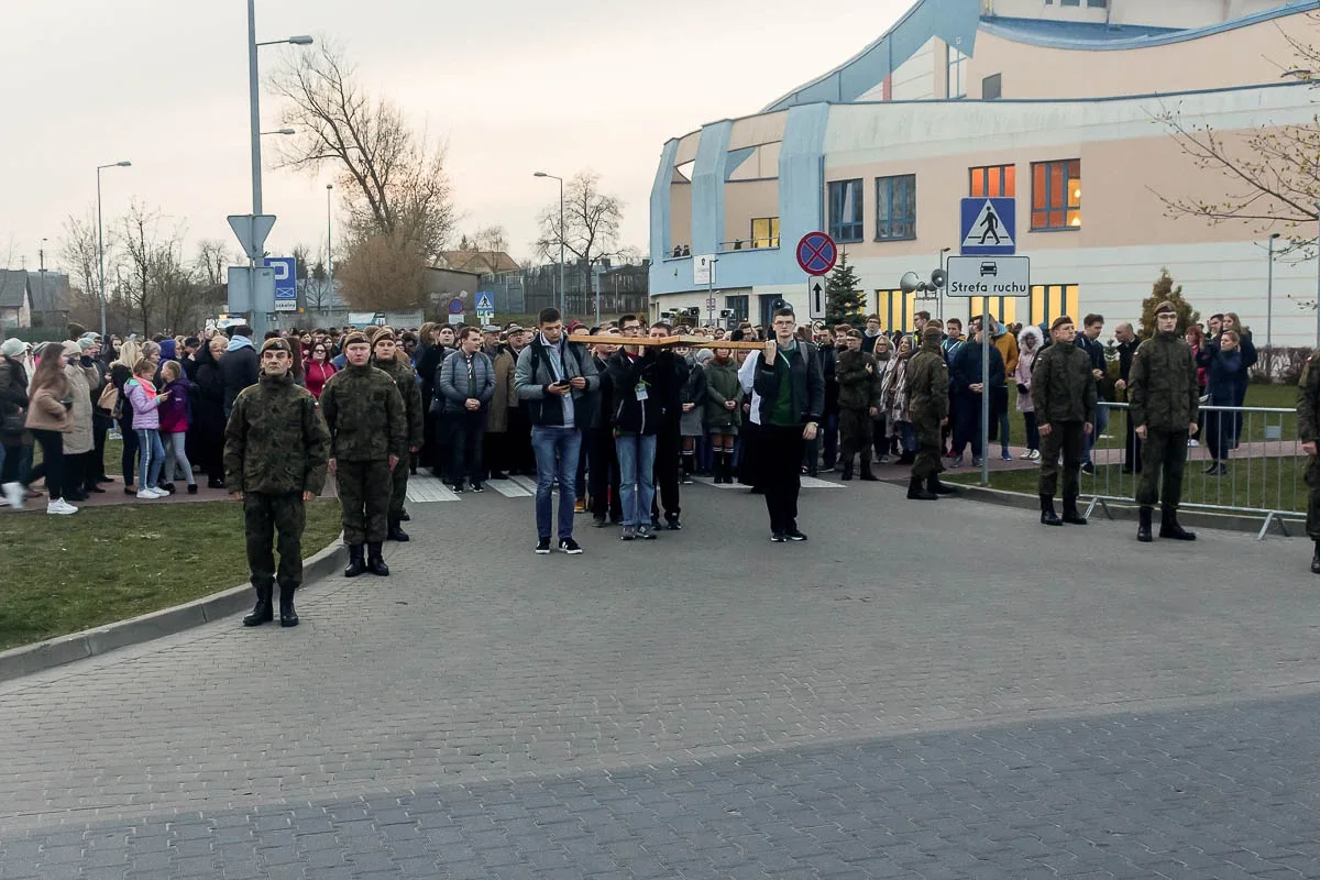 Pierwszy dzień ŚDM za nami (zdjęcia, wideo, program)