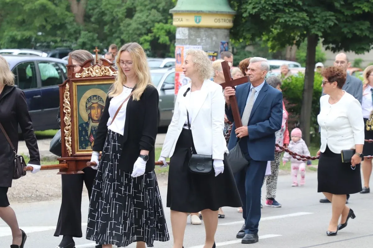 Boże Ciało w parafii pw. Wniebowzięcia NMP (zdjęcia, wideo)