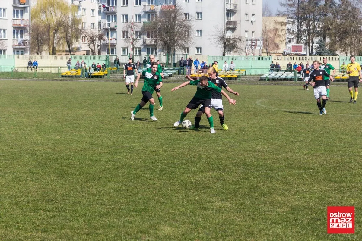 Makowianka na kolanach. Ostrovia z kompletem punktów (zdjęcia, wideo)