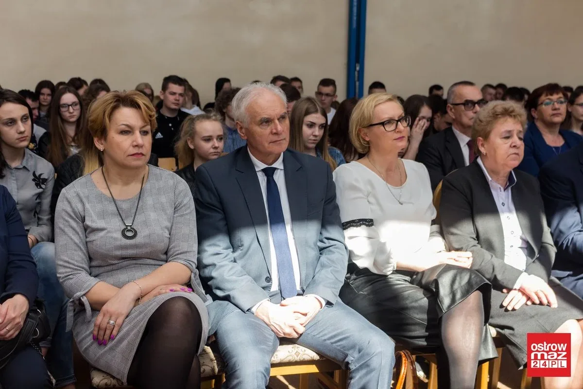 "Wiele problemów można rozwiązać dzięki programom rządowym". Maria Koc gościła w Ostrowi Mazowieckiej (zdjęcia, wideo)