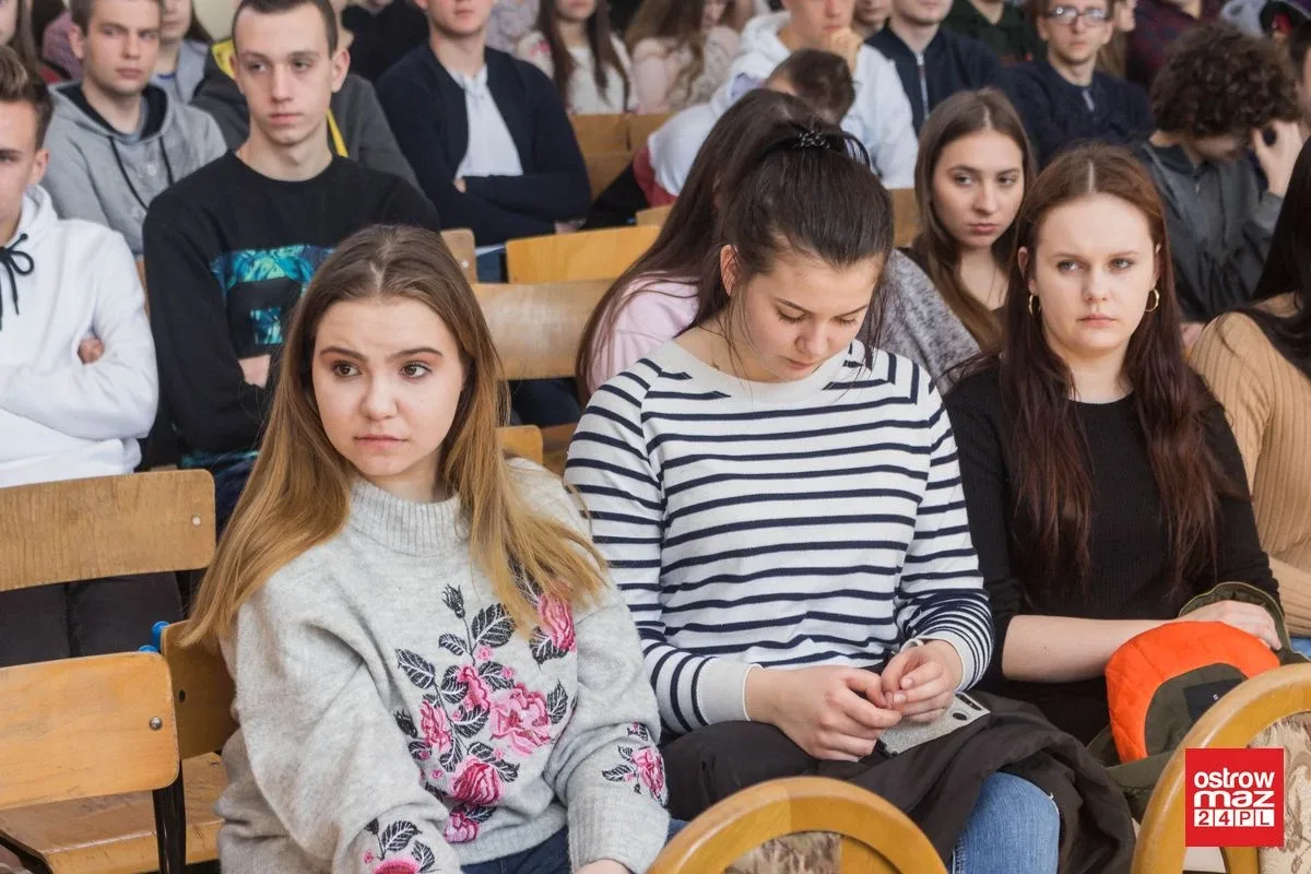 "Wiele problemów można rozwiązać dzięki programom rządowym". Maria Koc gościła w Ostrowi Mazowieckiej (zdjęcia, wideo)
