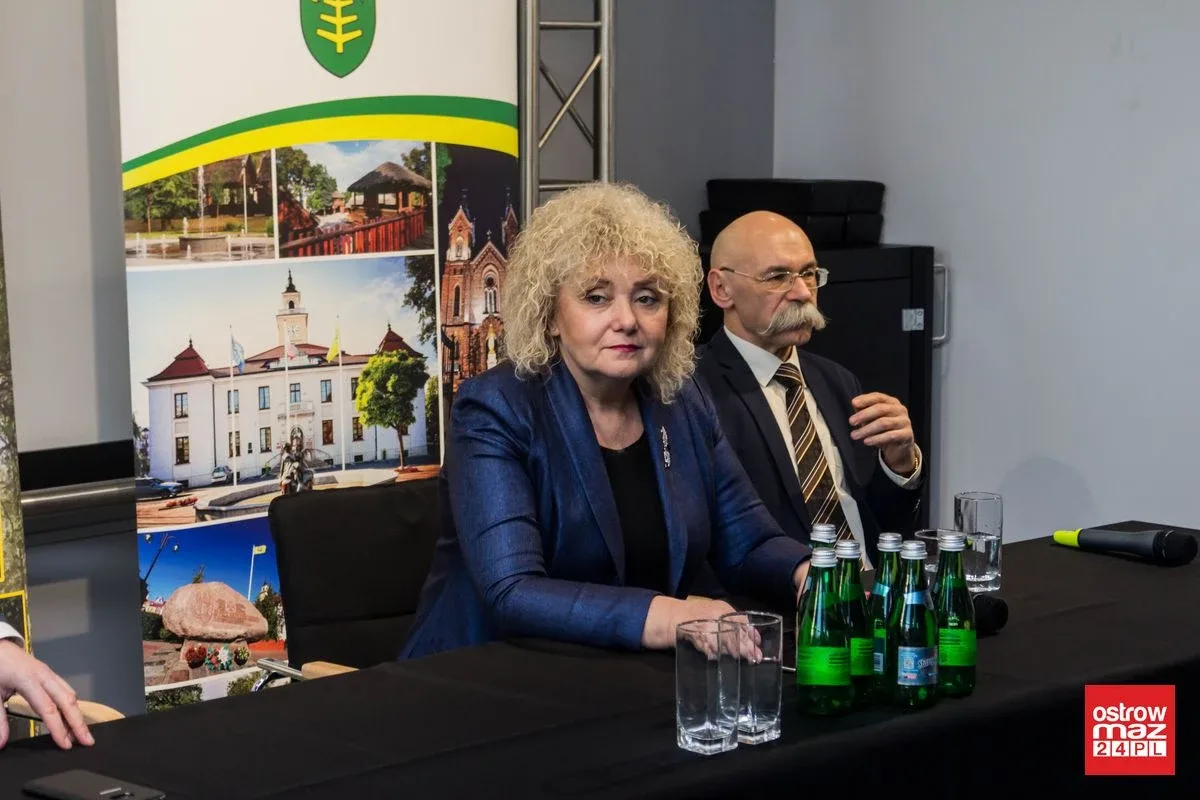 "Wiele problemów można rozwiązać dzięki programom rządowym". Maria Koc gościła w Ostrowi Mazowieckiej (zdjęcia, wideo)