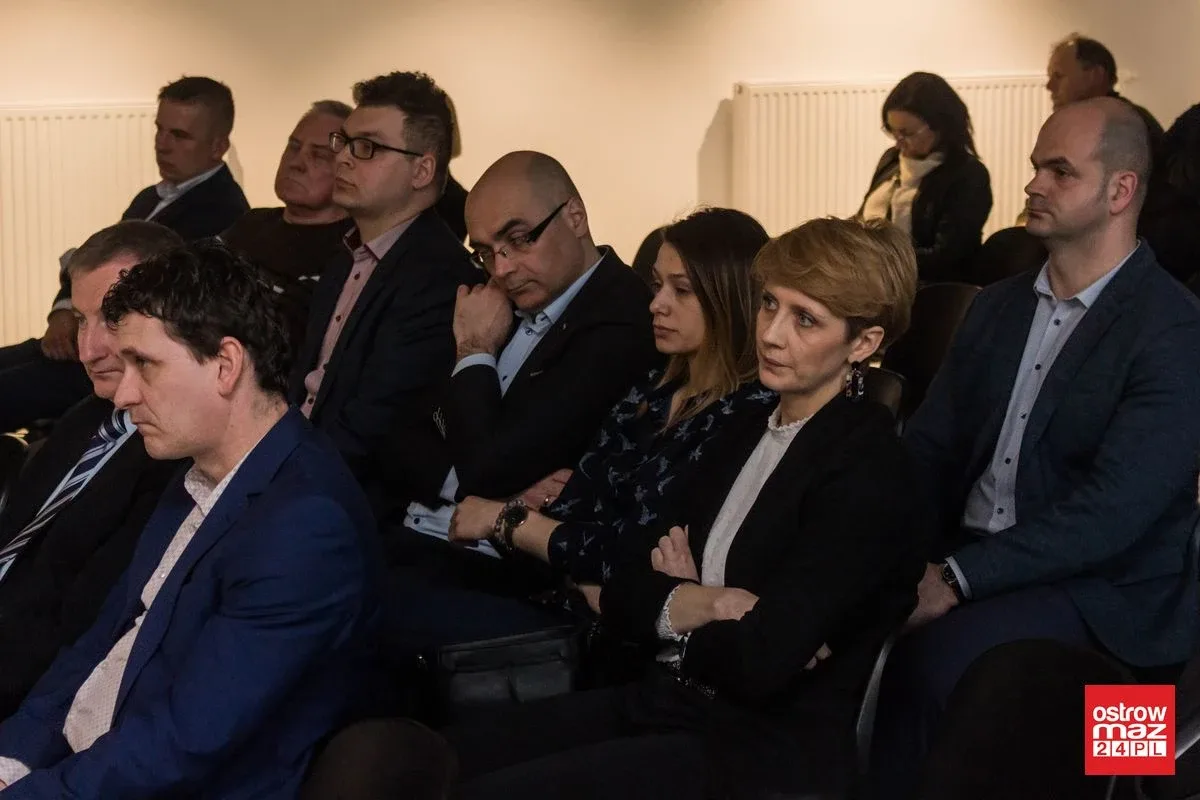 "Wiele problemów można rozwiązać dzięki programom rządowym". Maria Koc gościła w Ostrowi Mazowieckiej (zdjęcia, wideo)