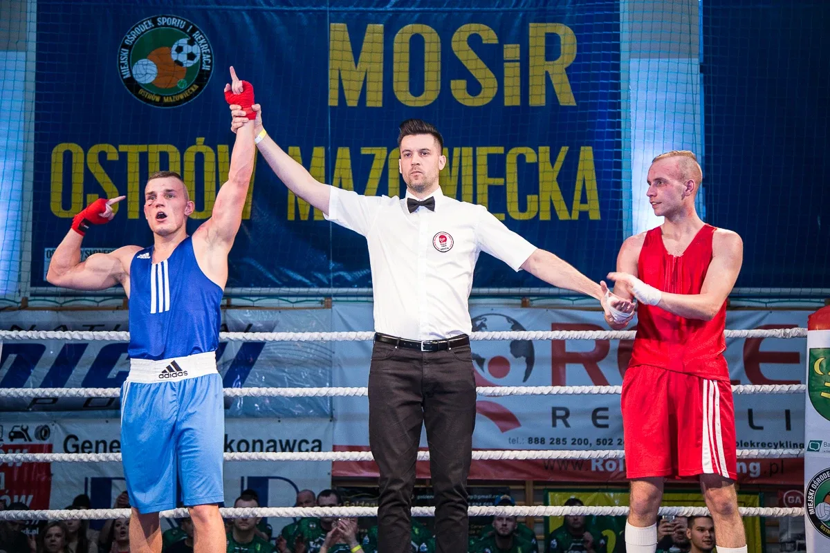 Blisko 500 zdjęć z ostrowskiej gali sztuk walki WORWar03 (zobacz zdjęcia)