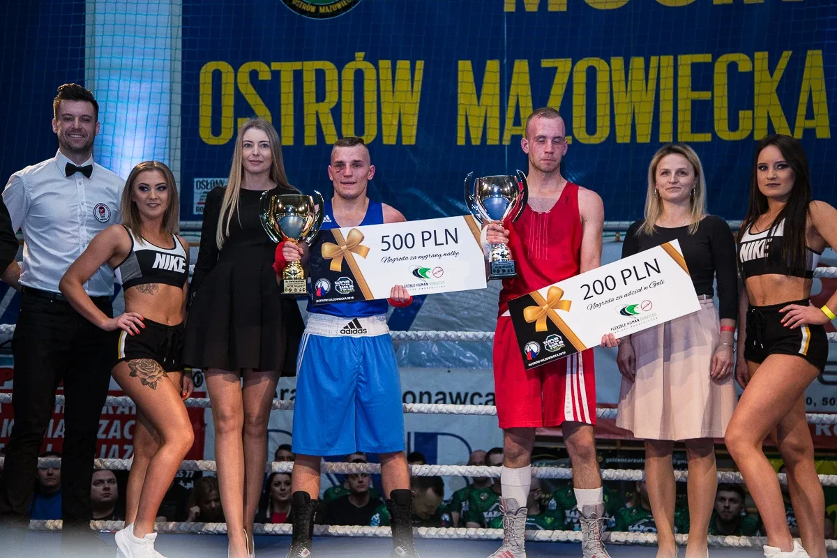 Blisko 500 zdjęć z ostrowskiej gali sztuk walki WORWar03 (zobacz zdjęcia)
