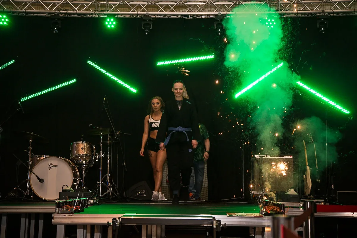 Blisko 500 zdjęć z ostrowskiej gali sztuk walki WORWar03 (zobacz zdjęcia)