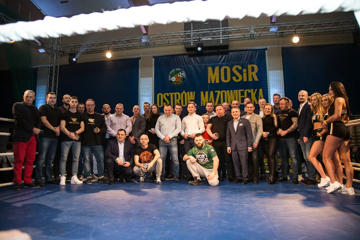 Blisko 500 zdjęć z ostrowskiej gali sztuk walki WORWar03 (zobacz zdjęcia)
